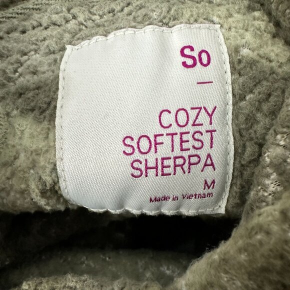 Cozy Softest Sherpa Camo Pullover Hoodie Medium Women Faux Fur Polyester - Picture 2 of 9